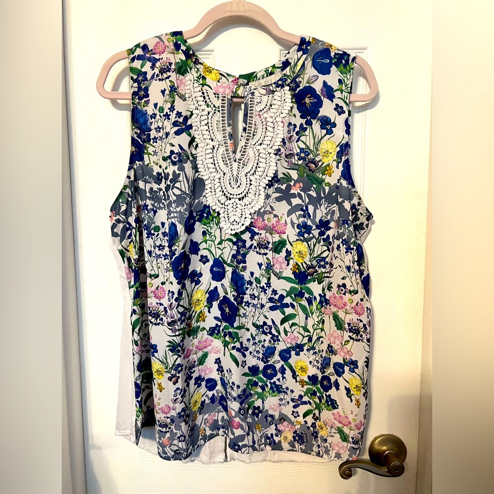 Pale Sky ladies XL sleeveless blouse
